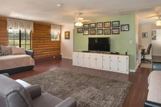 Quarter Horse Grand Southwest Sleeps 16 Amazing Views Near Grand Canyon Holiday home
